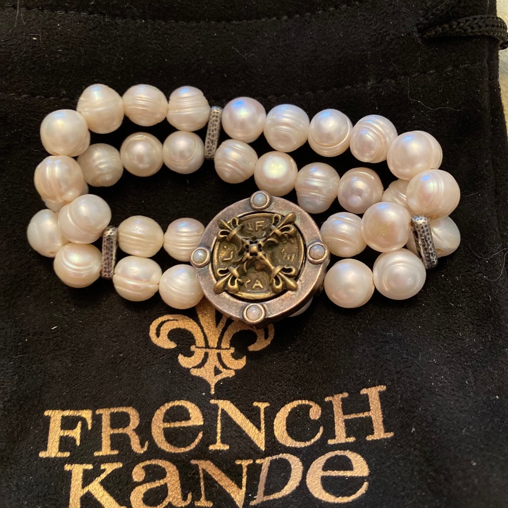 Bracelet